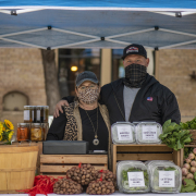 Green-Bexar-Farm-at-the-Pearl-Farmers-Market-in-San-Antonio-Texas-USDA-FlickrCC